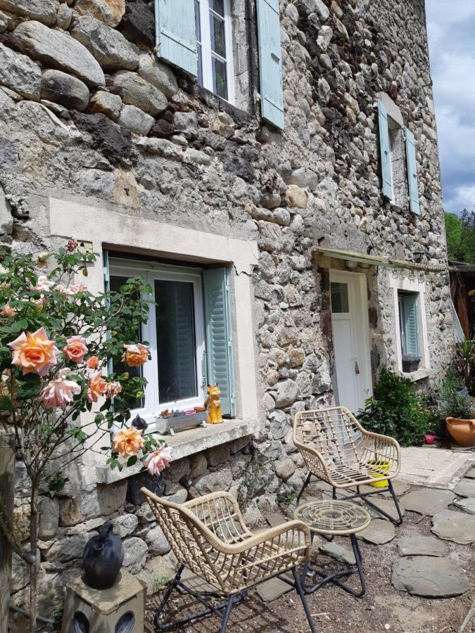 L'Embellie Hotell Thueyts Exteriör bild